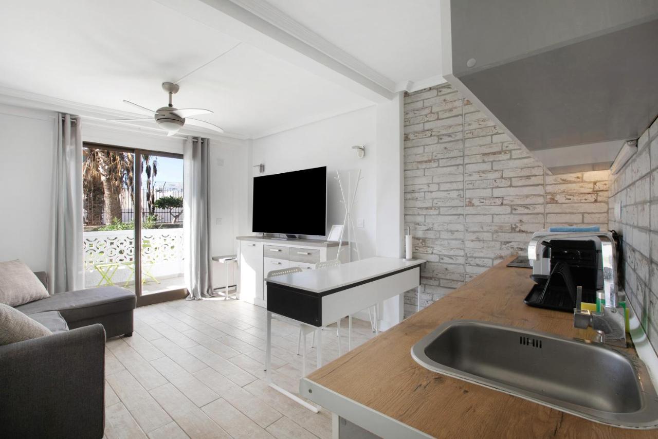 Apartment At 30 Mts From Sea 플라야데라스아메리카스 외부 사진